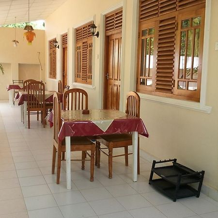 Tissa Resort Tissamaharama Kültér fotó