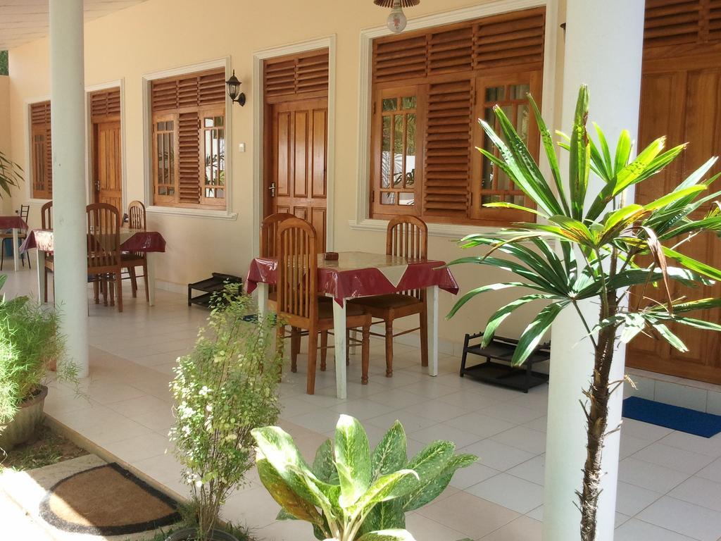 Tissa Resort Tissamaharama Kültér fotó